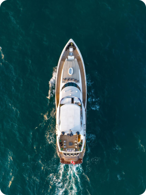 yacht tour