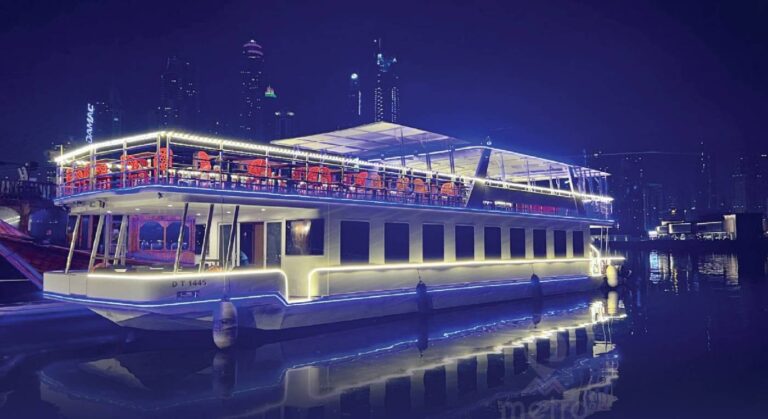 42 Feet Yacht Rental in Dubai
