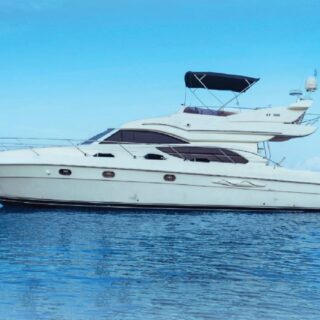 48 Feet Yacht Rental in Dubai