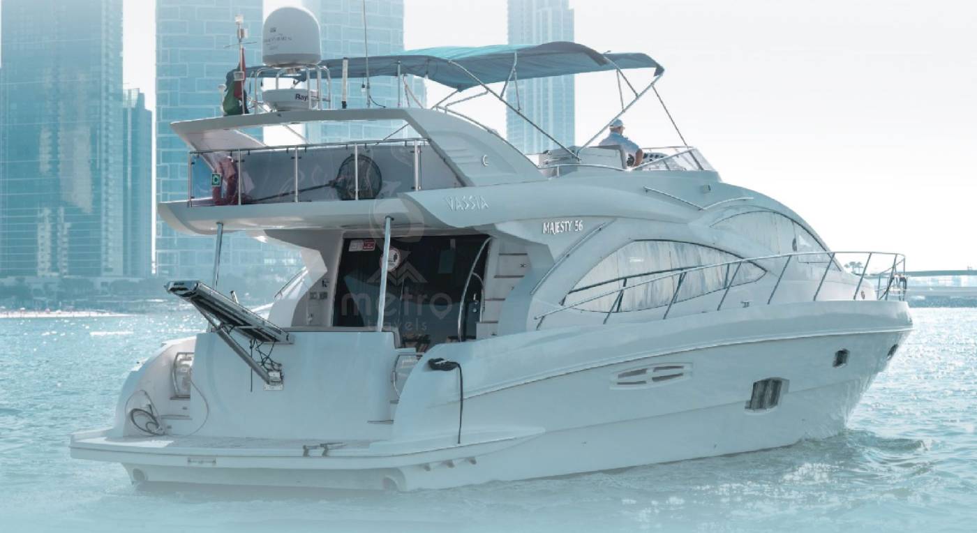 75 Feet Yacht Rental in Dubai