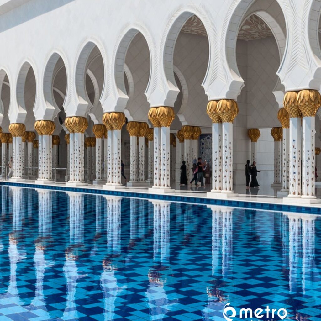 sheikh zayed grand mosque pool